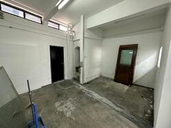 Geylang Road (D14), Shop House #560371201